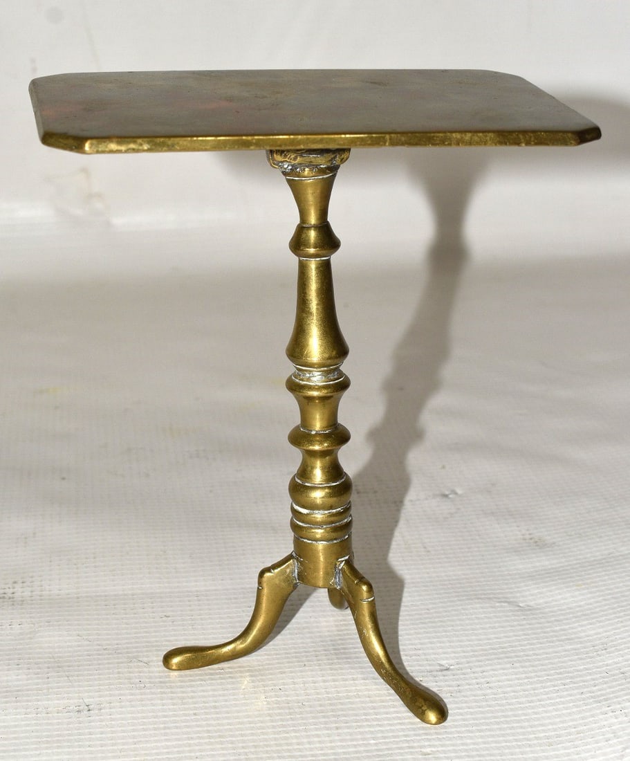 CHIPPENDALE BRASS MINIATURE CANDLE STAND, 18TH C. (1 of 7)