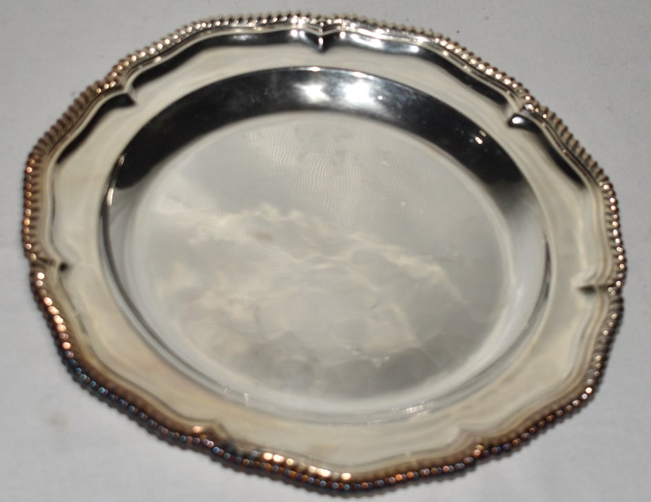 TIFFANY & CO. MAKERS SILVERPLATE ROUND SERVING TRAY (1 of 5)