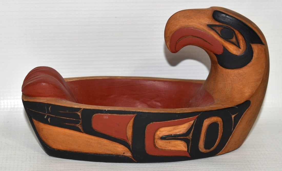 NW COAST CARVED/PAINTED RAVEN CUP SIGNED PATTY FAWN 1968 (1 of 9)