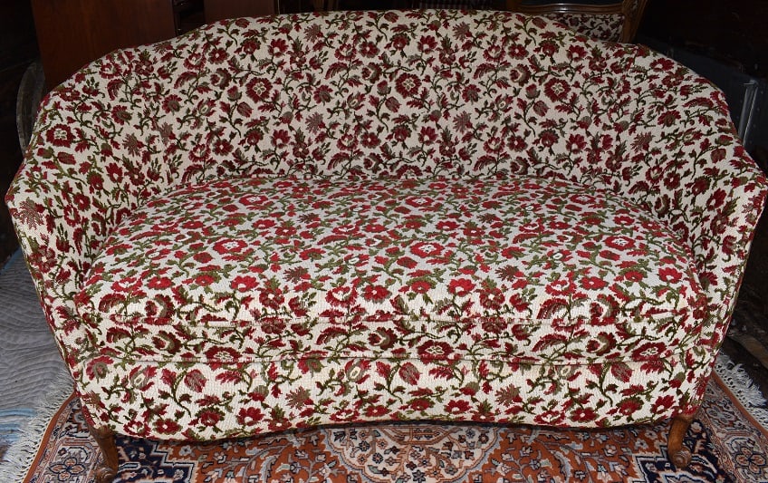 SET (3) FRENCH STYLE LOVE SEAT/ARM CHAIRS, C. 1960: SET (3) FRENCH STYLE LOVE SEAT/ARM CHAIRS, C. 1960