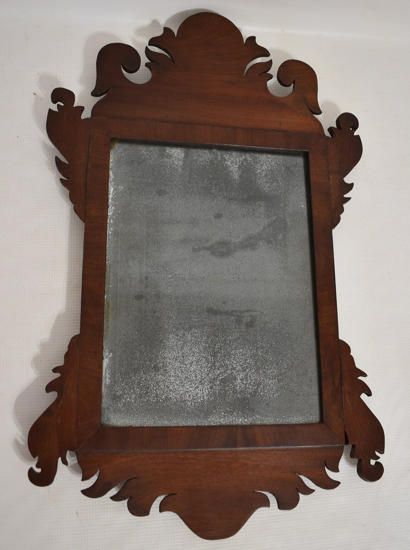 FINE CHIPPENDALE MINIATURE MAHOGANY LOOKING GLASS (1 of 6)