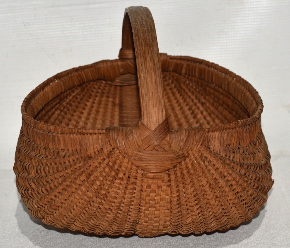 FINE AMERICAN OAK SPLINT BUTTOCKS BASKET, C. 19/20TH C. (1 of 6)