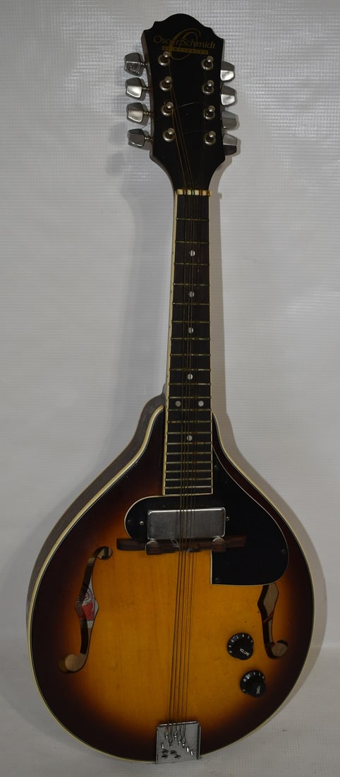 OSCAR SCHMIDT SUNBURST MANDOLIN (NEEDS SLIGHT REPAIR): OSCAR SCHMIDT SUNBURST MANDOLIN (NEEDS SLIGHT REPAIR) C. 1970