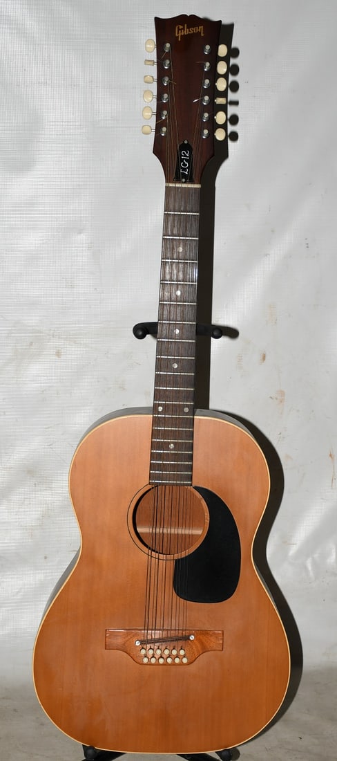GIBSON ACOUSTIC GUITAR, LG12, SERIAL #909409 (1 of 5)
