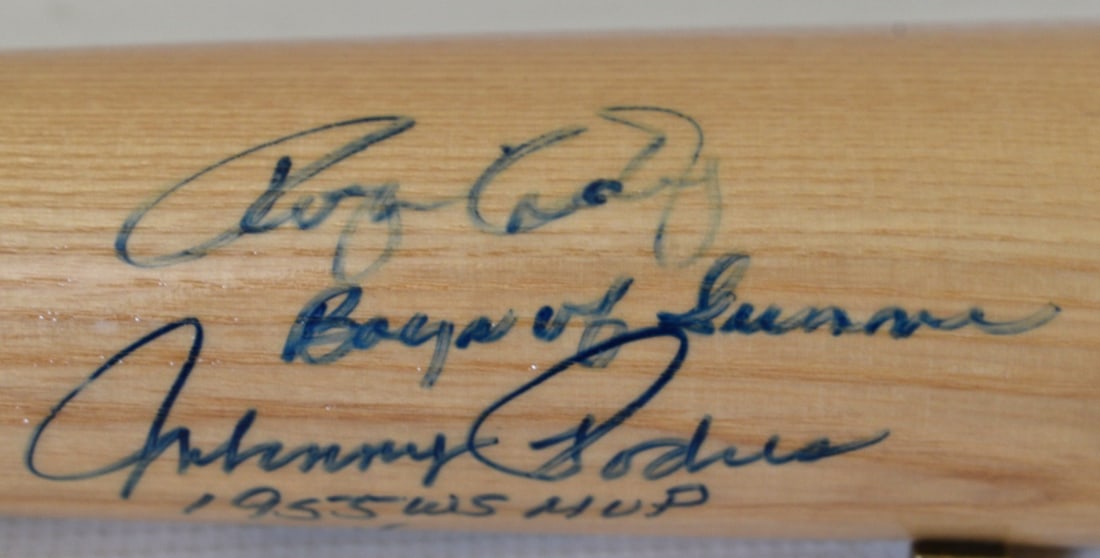 ADIRONDACK AUTOGRAPHED PERSONAL MODEL BASEBALL BAT (1 of 6)