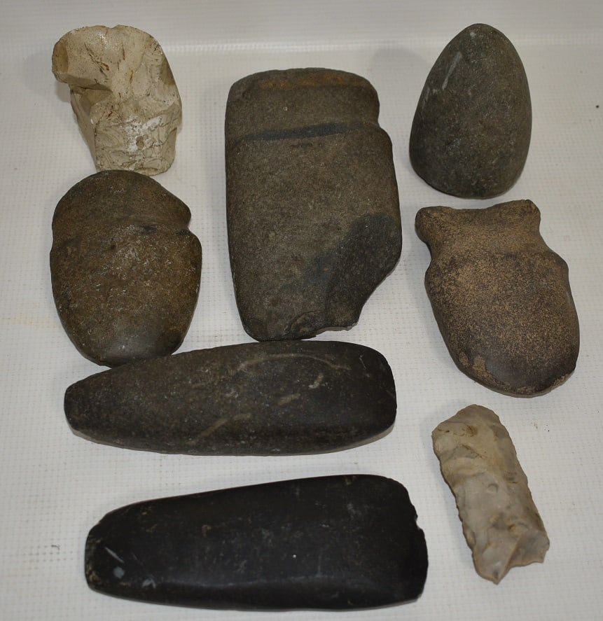 LOT (8) ASSORTED INDIAN STONE ARTIFACTS (1 of 13)
