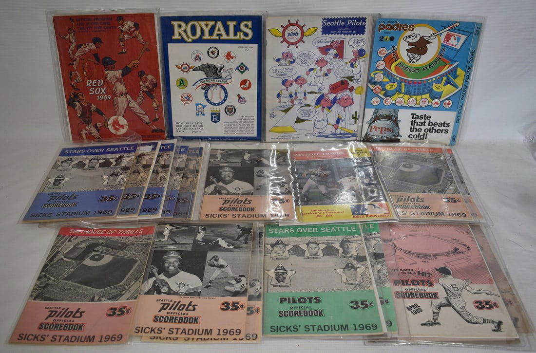 APPROX. (21) SEATTLE PILOTS OFFICIAL SCOREBOOK PROGRAMS (1 of 7)