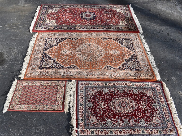 LOT (4) ORIENTAL/SAROUK/ SCATTERS/RUGS, 20TH C. (1 of 11)