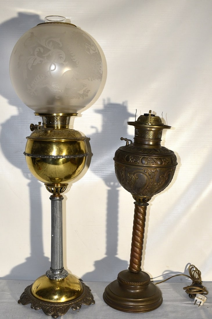 LOT (2) BRADLEY & HUBBARD BRASS/IRON TABLE LAMPS (1 of 18)