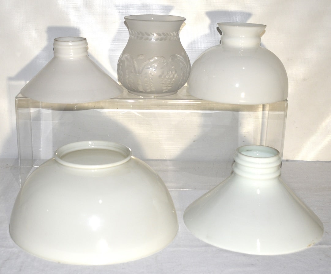 LOT (5) ASSORTED VICTORIAN/DECO LAMP SHADES, 19/20TH C. (1 of 14)