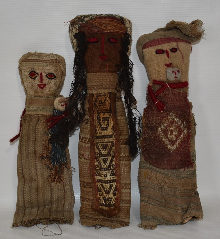 LOT (3) PERUVIAN  DOLLS, 19/20TH C., H. 10" (1 of 10)