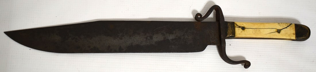SOUTHERN CIVIL WAR BOWIE KNIFE (KENTUCKY?) L. 16 1/2": SOUTHERN CIVIL WAR BOWIE KNIFE (KENTUCKY?) 19TH C., L. 16 1/2"
