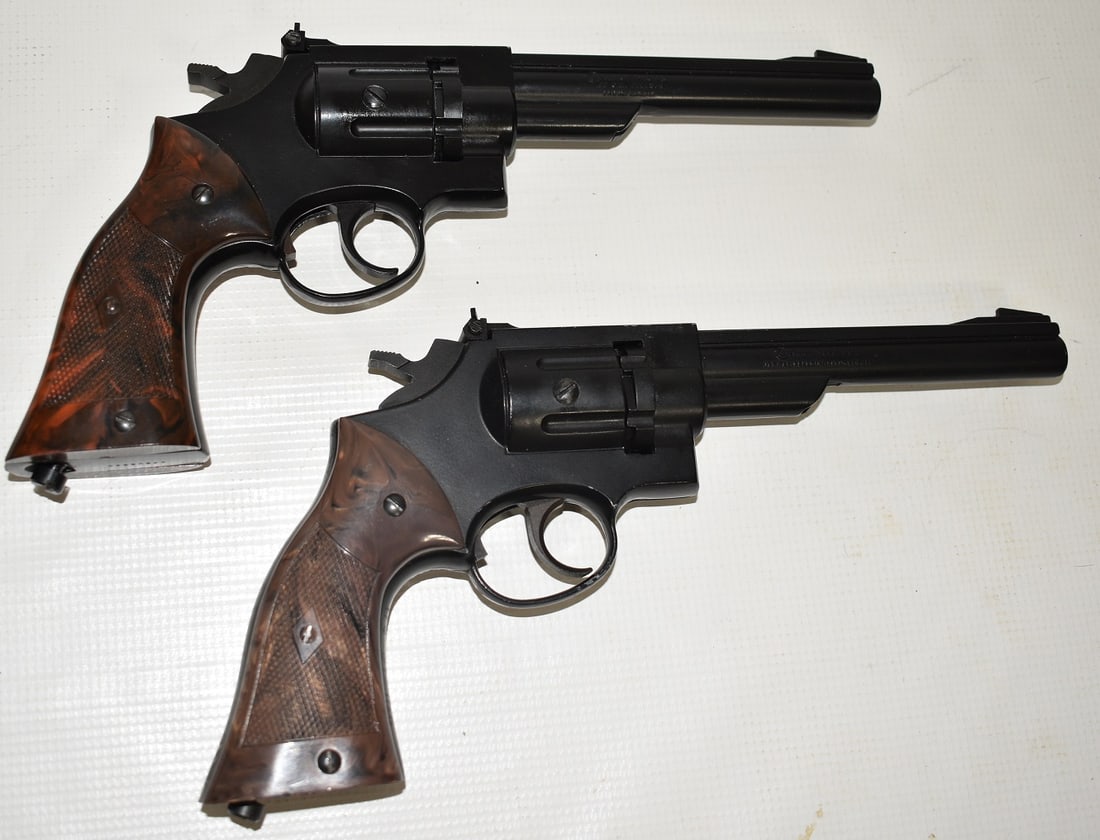 LOT (2) CROSMAN 38T 177/22 CAL. CO2 PISTOLS: LOT (2) CROSMAN 38T 177/22 CAL. CO2 PISTOLS