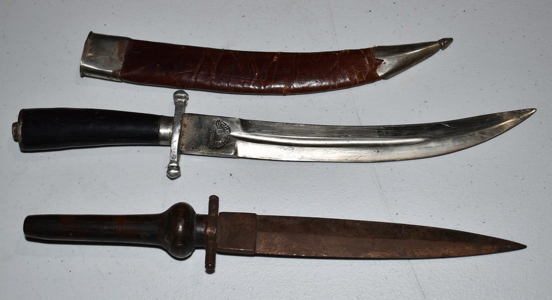 LOT (2) BOOT/BELT DAGGERS, 19/20TH C., L. 14": LOT (2) BOOT/BELT DAGGERS, 19/20TH C., L. 14"