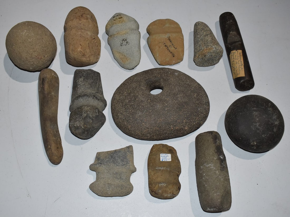 LOT AMERICAN INDIAN TOOLS/IMPLEMENTS (1 of 8)
