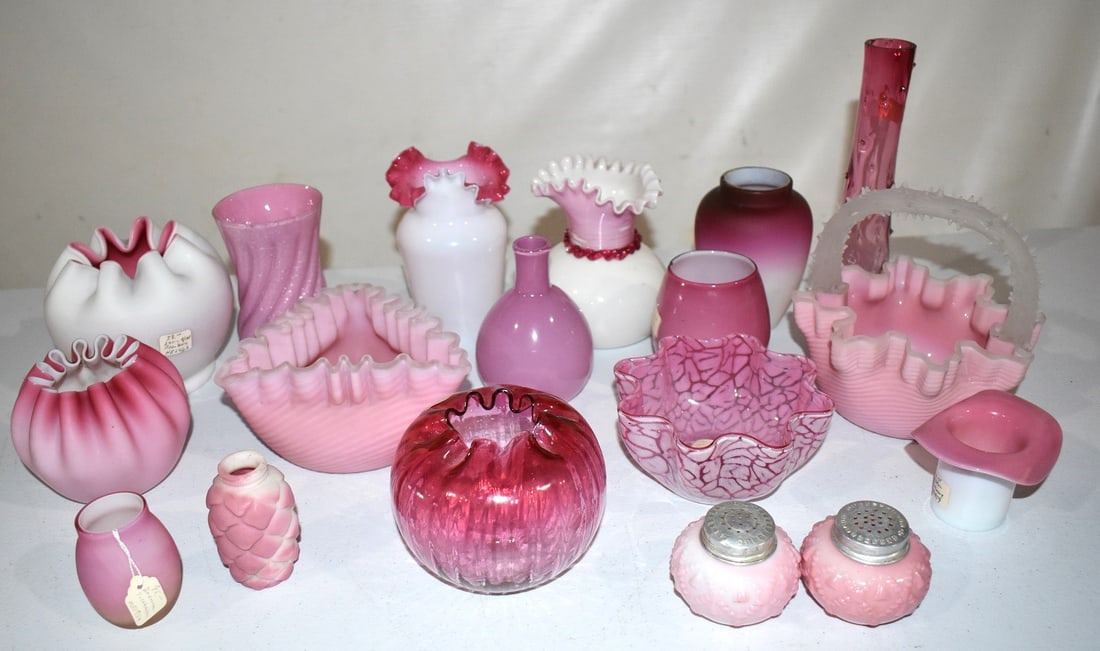 LG.LOT VICT. ART GLASS INCL. CRANBERRY, SATIN, ETC. (1 of 7)