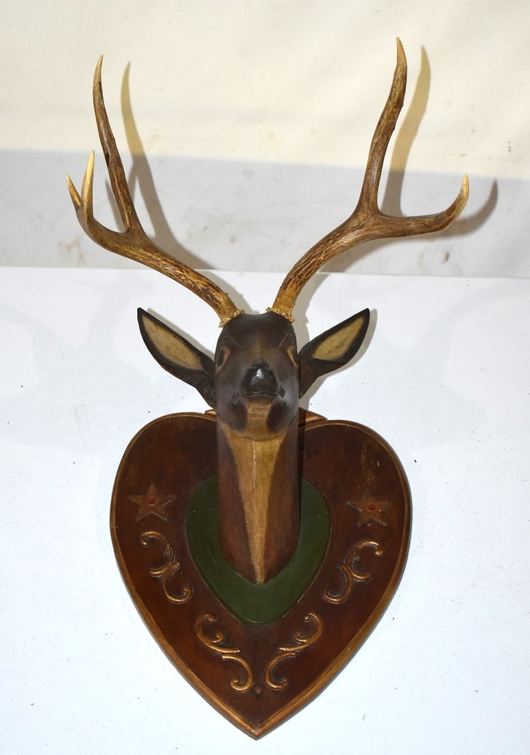 FOLK ART CARVED & PAINTED DEER HEAD, 19/20TH C. (1 of 8)