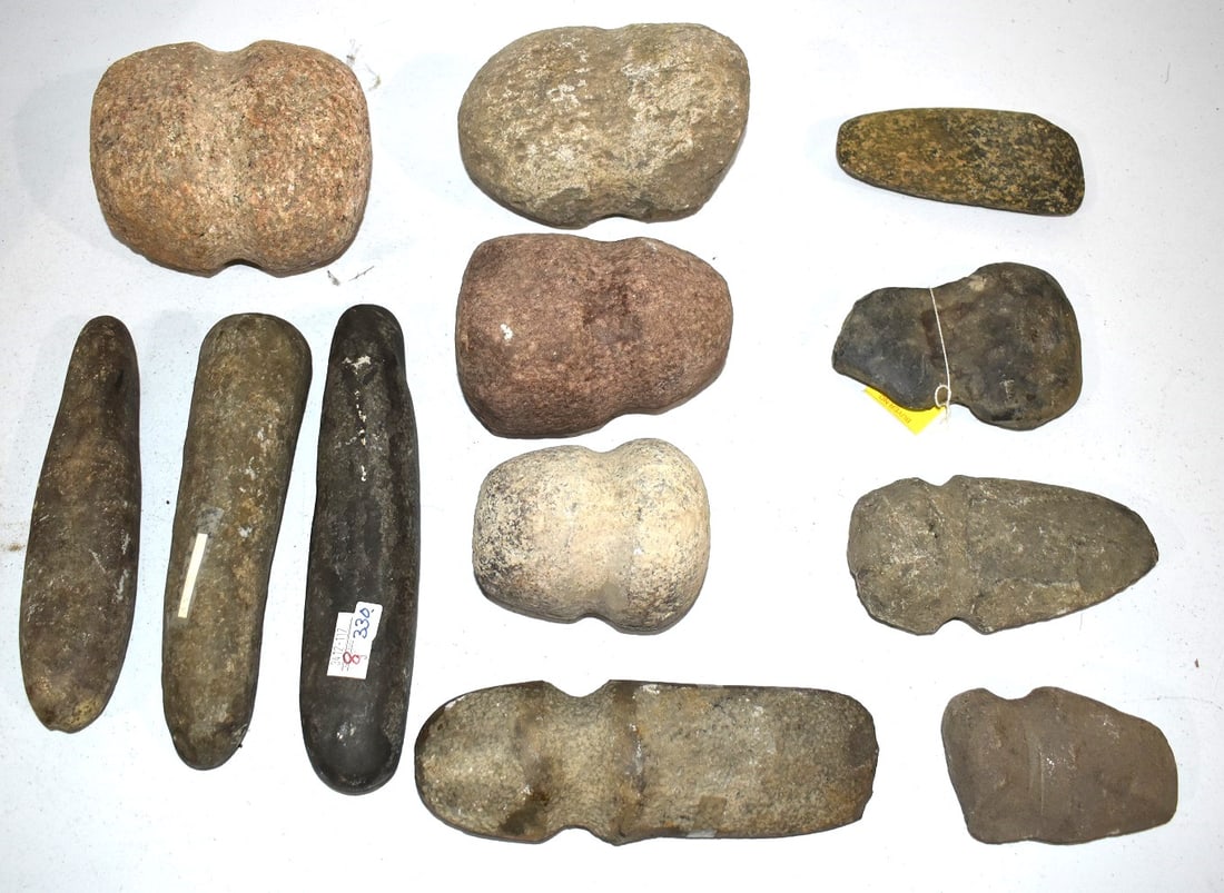 ASST. AMERICAN INDIAN ARTIFACTS INCL. AXES, CELTS, ETC. (1 of 8)