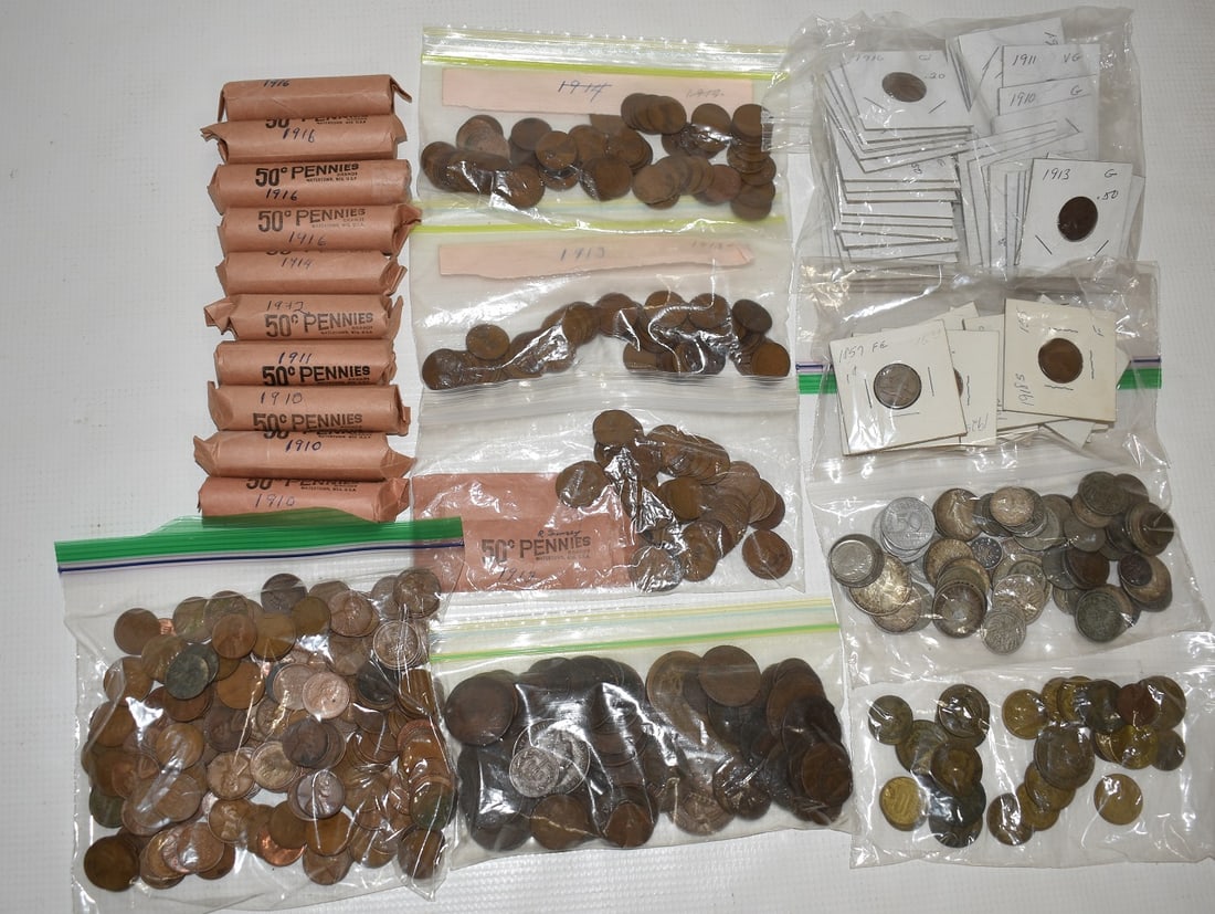 LOT ASSORTED ESTATE US PENNIES & FOREIGN COIN (1 of 9)