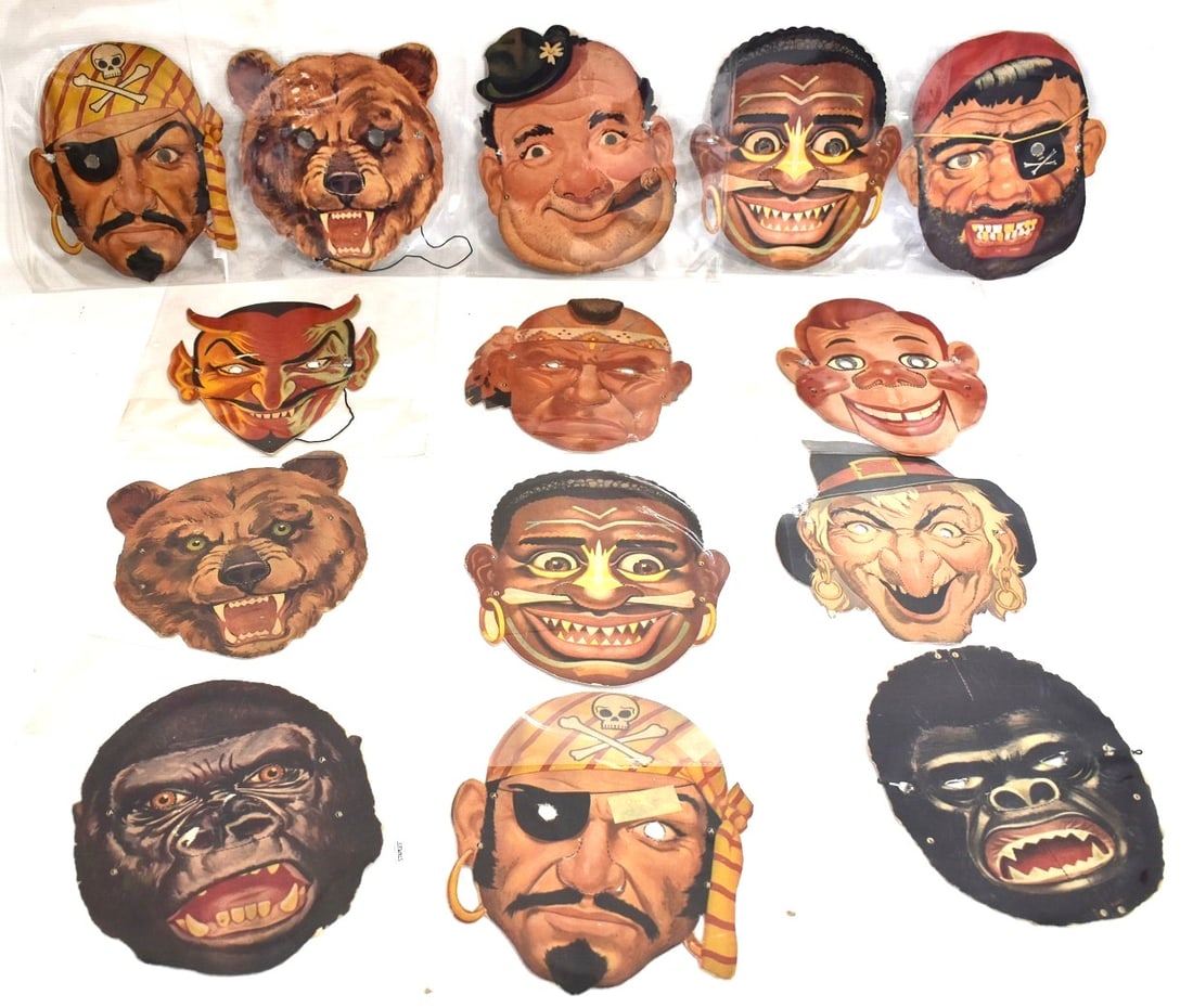 LOT (14) VINTAGE HALLOWEEN PAPER MASKS, C. 1950/60'S (1 of 6)