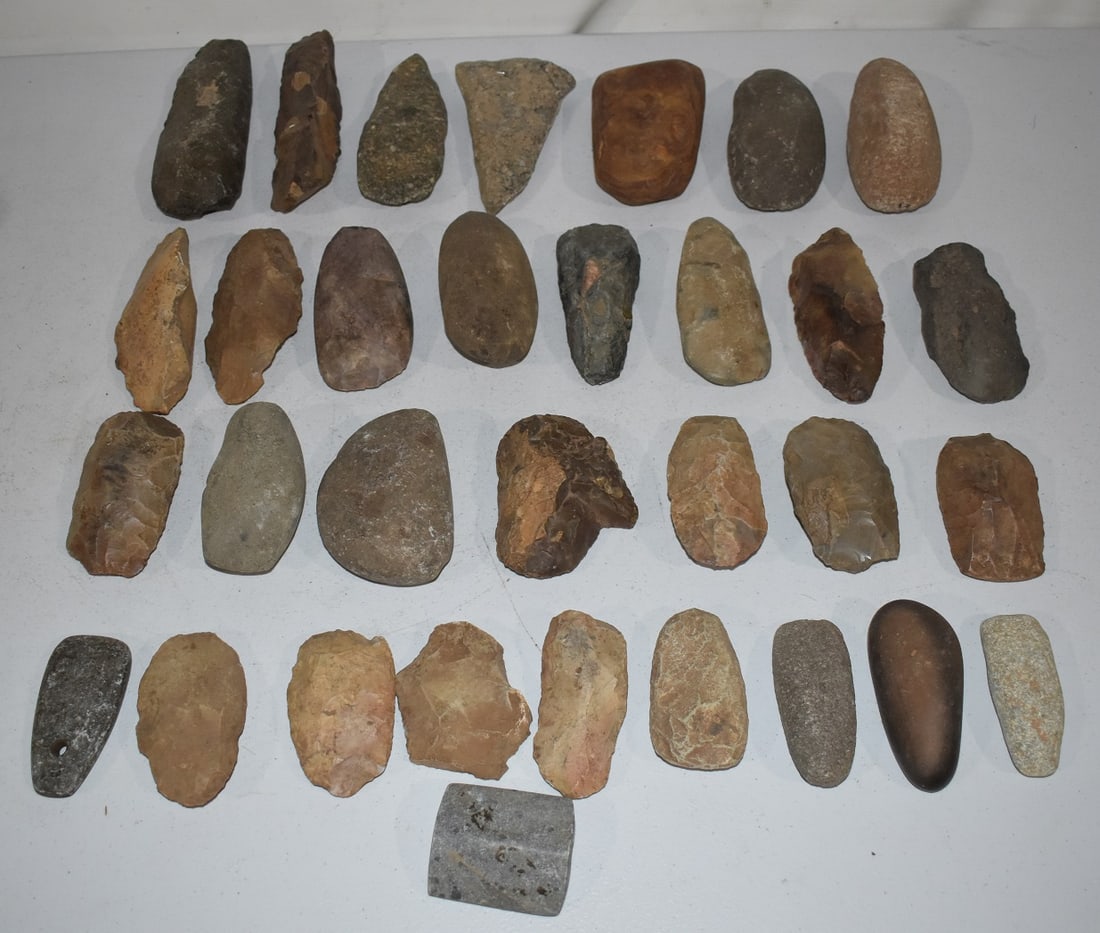 LOT AM. INDIAN ARTIFACTS INCL. HATCHETS, SCRAPERS, ETC. (1 of 9)