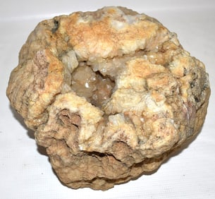 LARGE QUARTZ MINERAL, H. 10" W. 10"