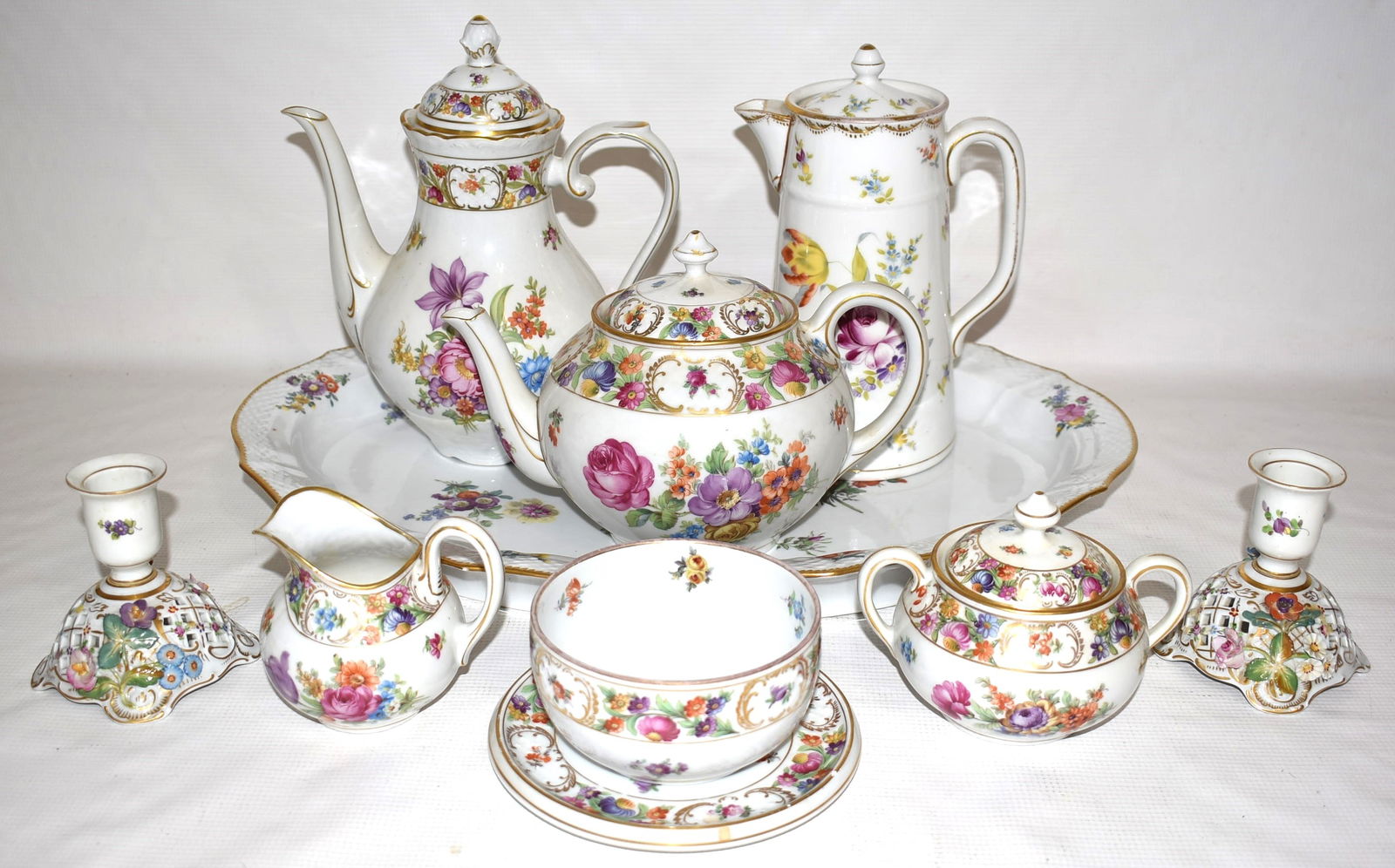 DRESDEN TEA SERVICE INCL. PLATTER, TEAPOT, COFFEE POT (1 of 20)