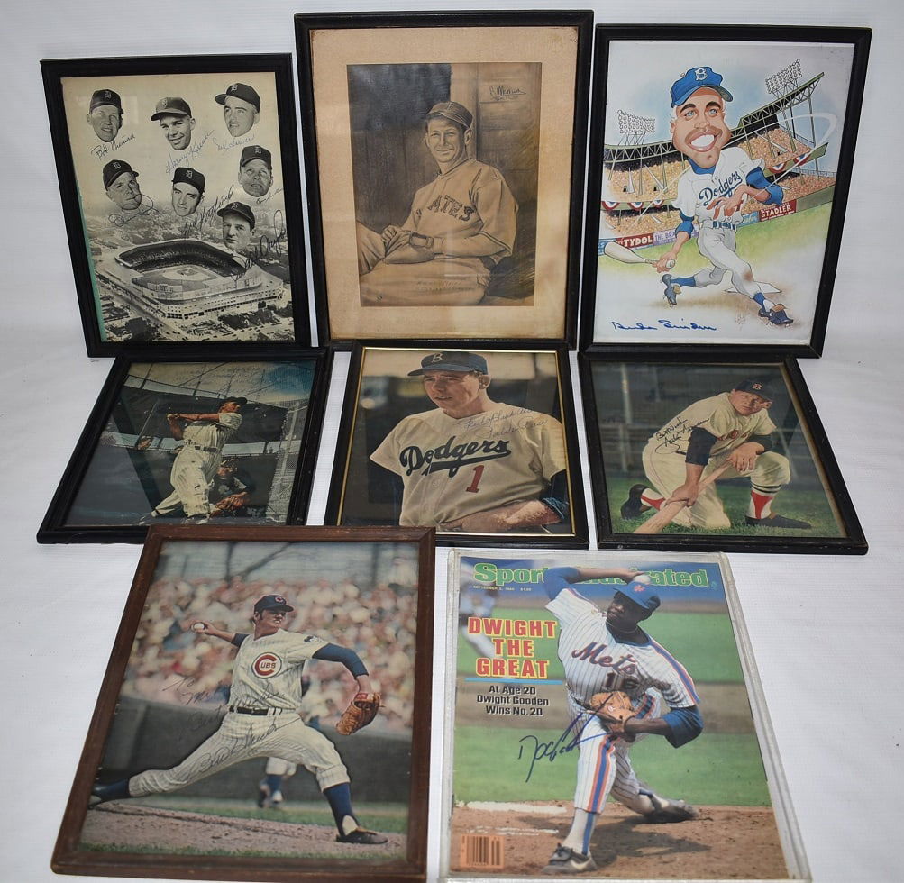 8 AUTOGRAPHED BB MAGAZINE CUTS INCL. PEE WEE REESE, ETC (1 of 9)