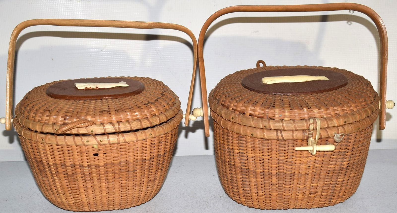 LOT (2) VINTAGE NANTUCKET/LIGHTSHIP BASKETS, 20TH C. (1 of 12)