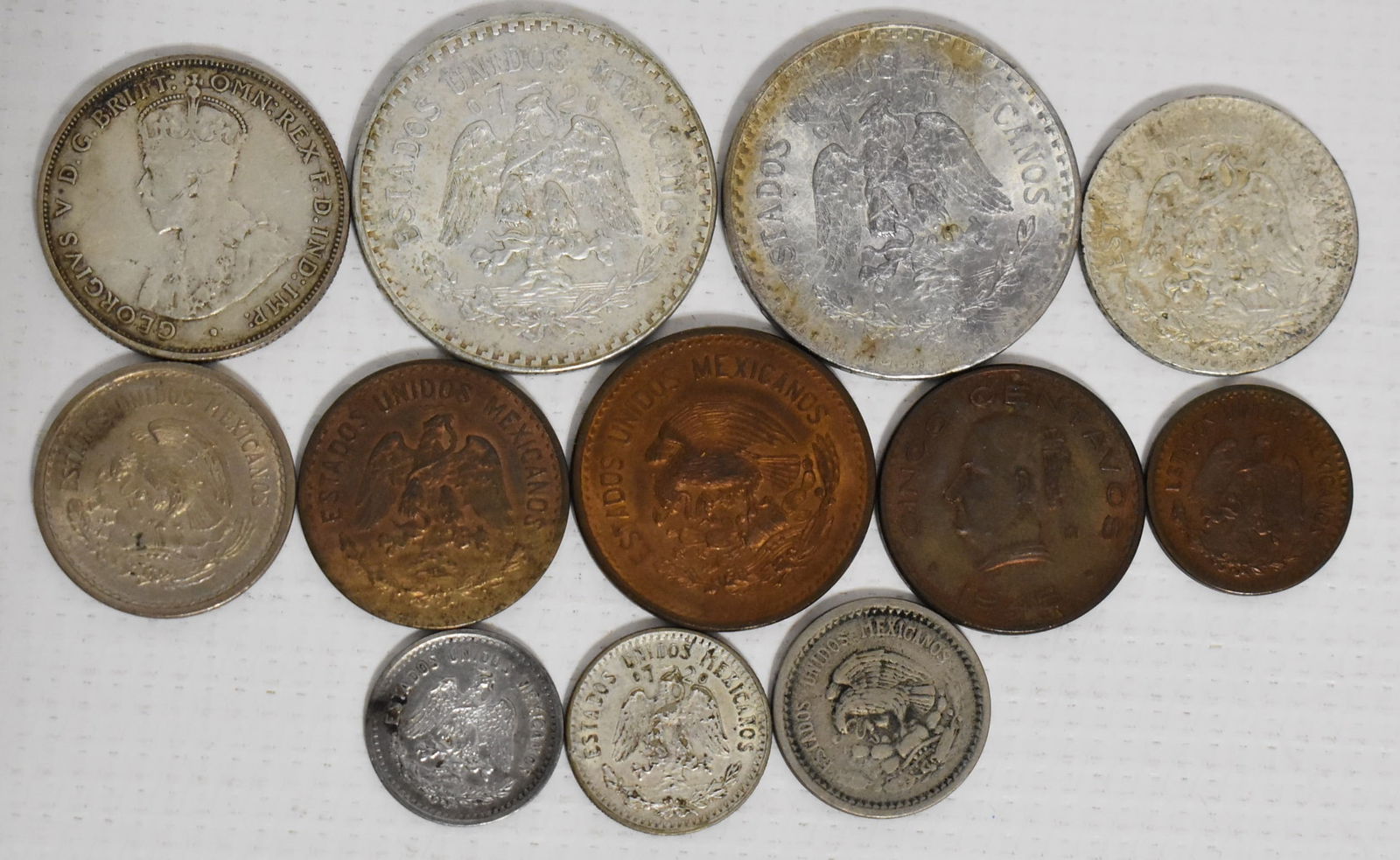 LOT ASSORTED MEXICAN COIN INCL. CINCO PESO & UNC. (1 of 12)