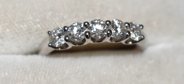 ART DECO 18KT WHITE GOLD/DIAMOND RING, 3.1 DWT, SZ. 6