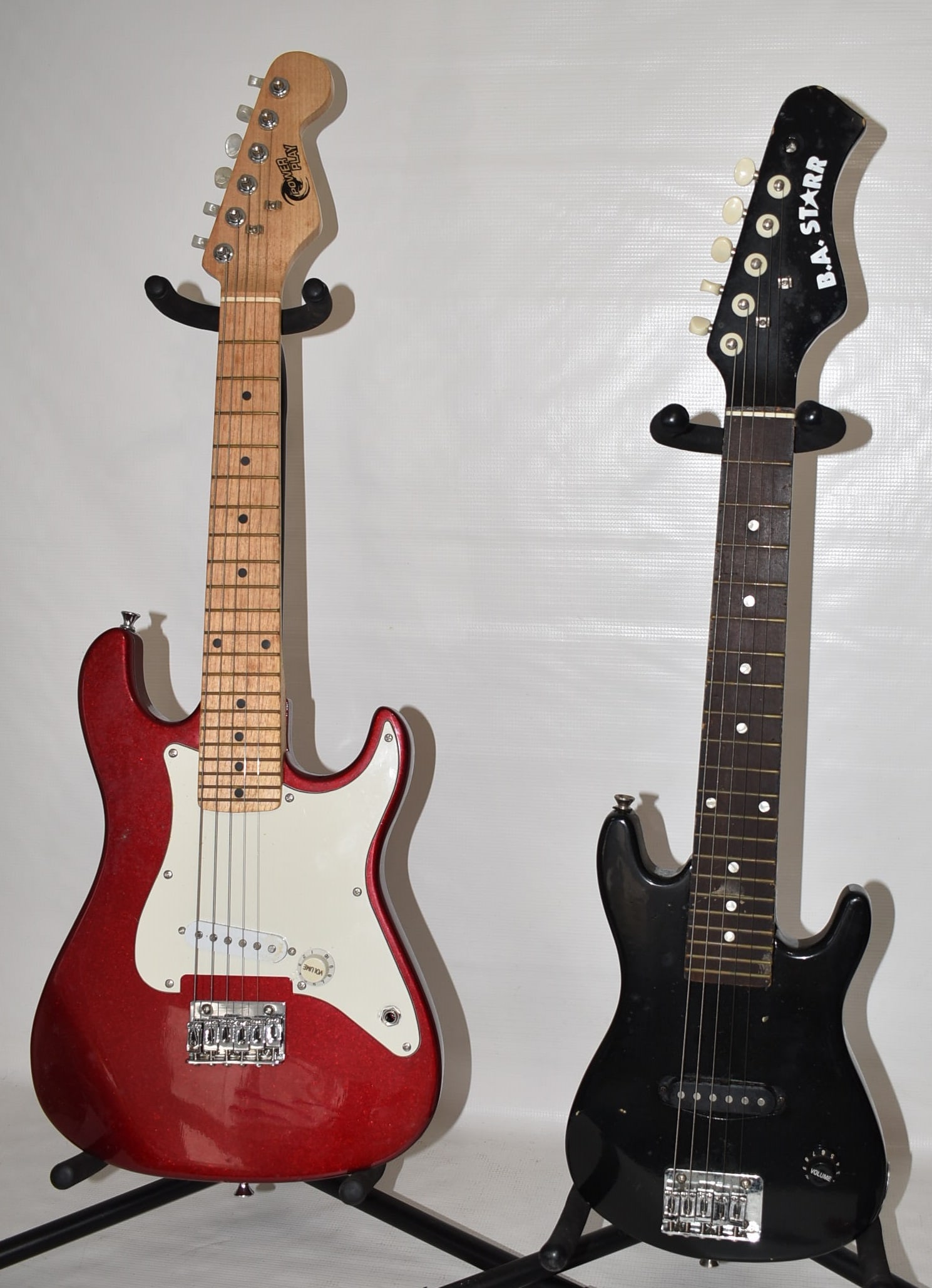 2 VINT BACKPACK ELECTRIC GUITARS, POWER PLAY/ B.A. STAR (1 of 13)