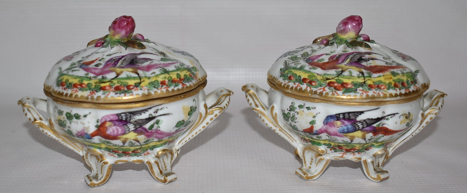 PAIR FRENCH H/P PORCELAIN COVERED MINIATURE TUREENS: PAIR FRENCH H/P PORCELAIN COVERED MINIATURE TUREENS, 19TH C., H. 4", D. 5"