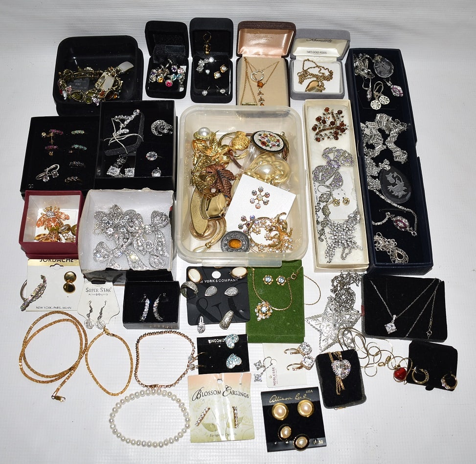 LARGE LOT ASSORTED COSTUME JEWELRY INCL. STERLING (1 of 13)
