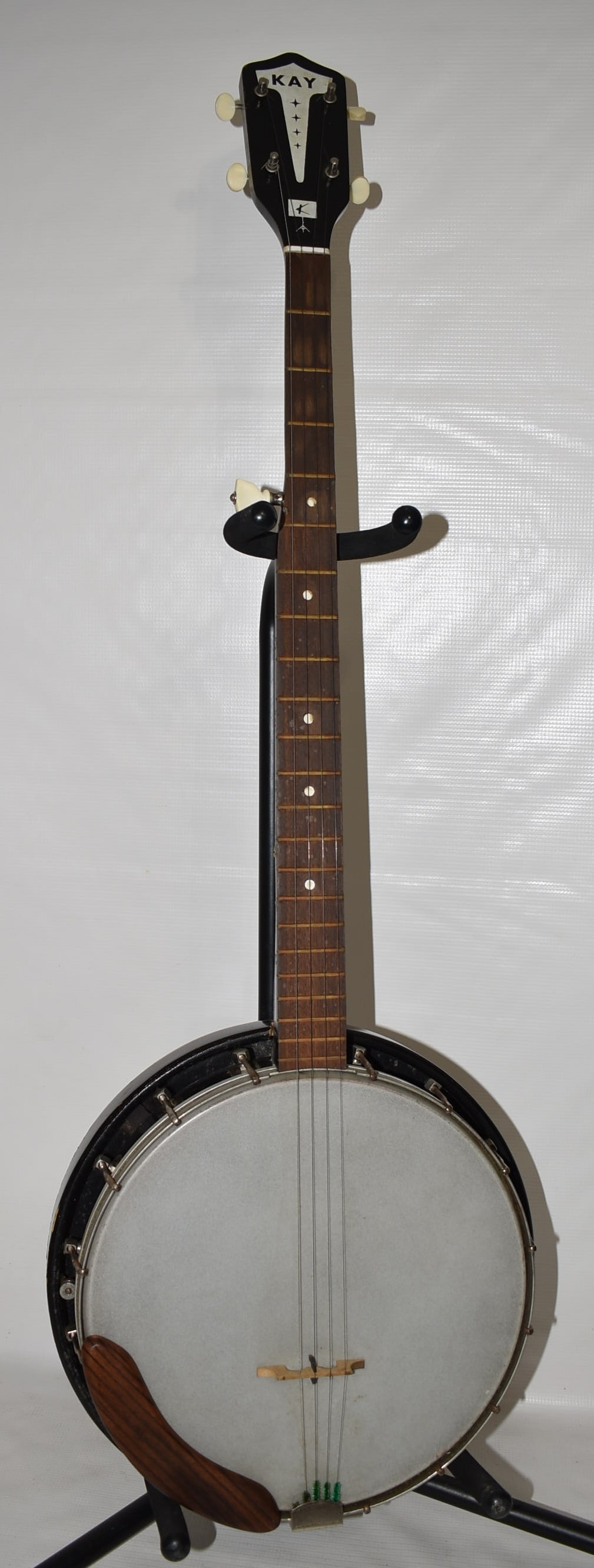 KAY (5) STRING BANJO W/CASE, C. 1960 (1 of 11)