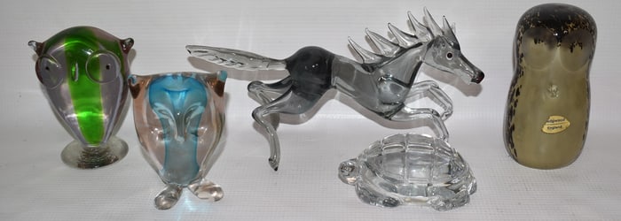 LOT (5) ASSORTED PAPER WEIGHTS INCL. BACCARAT, MURANO