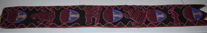 AFRICAN BEADED HUT DOOR DISPLAY, 19/20TH C.