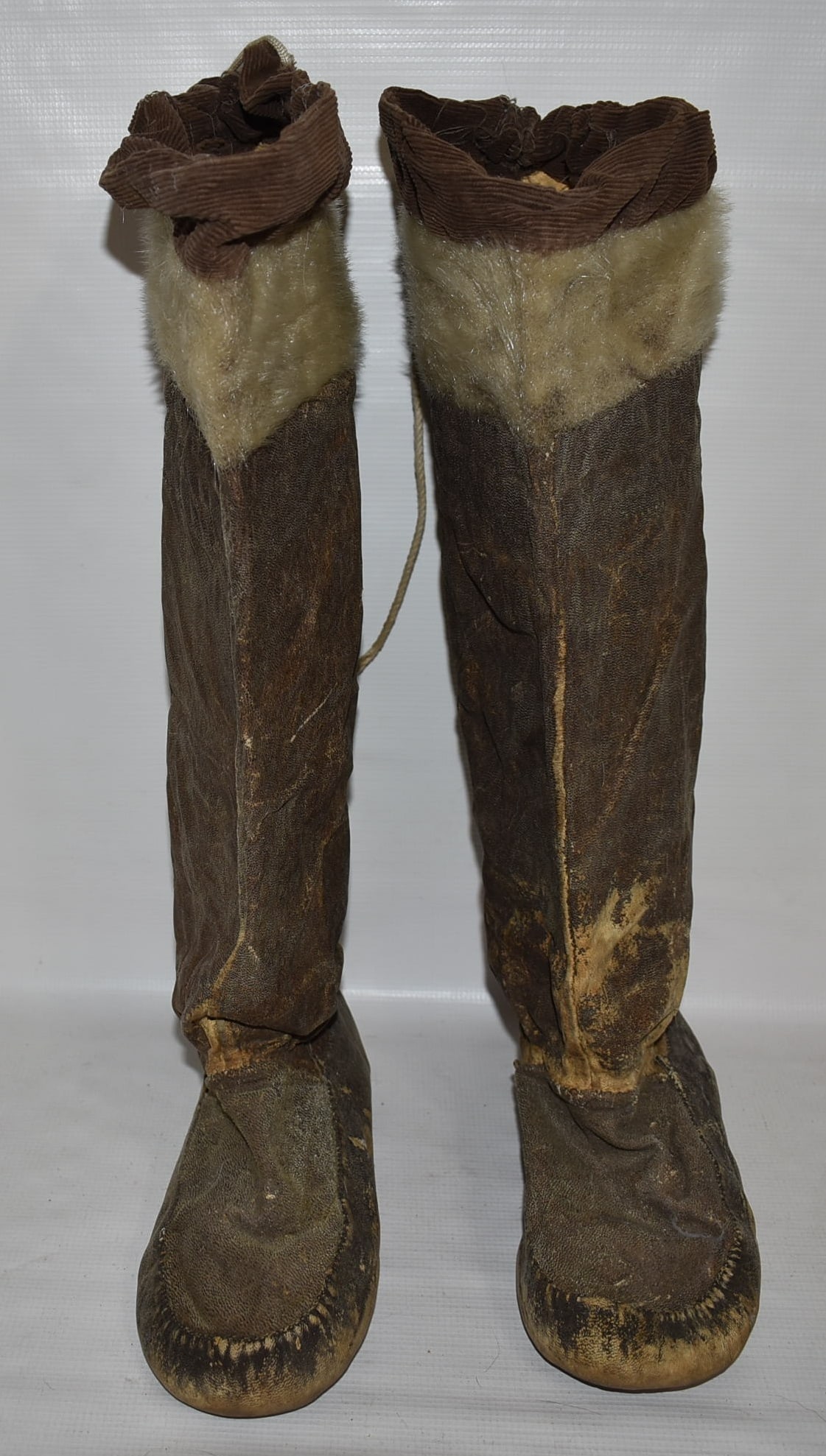 NORTHWEST COAST DEERSKIN BOOTS, 20TH C. (1 of 7)