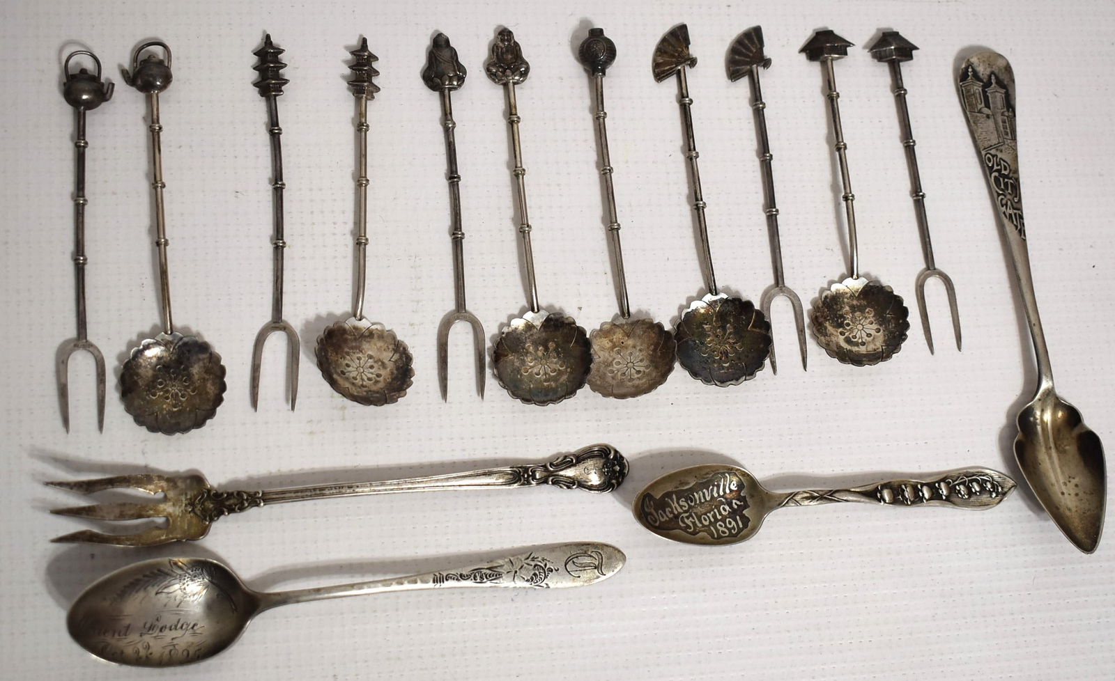 LOT ASSORTED SOUVENIR SPOONS, 19/20TH C., W. 3.9 OZ. (1 of 9)