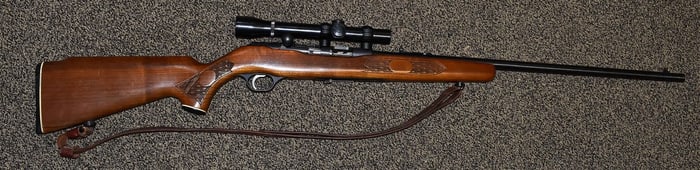 MOSSBERG MODEL 640KC CHUCKSTER .22 MAGNUM RIFLE