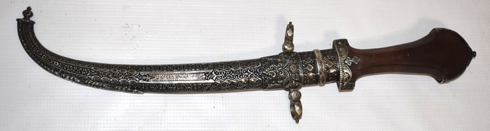 OTTOMAN/MOROCCAN REPOUSSE GOLD/SILVER DAGGER SIGNED