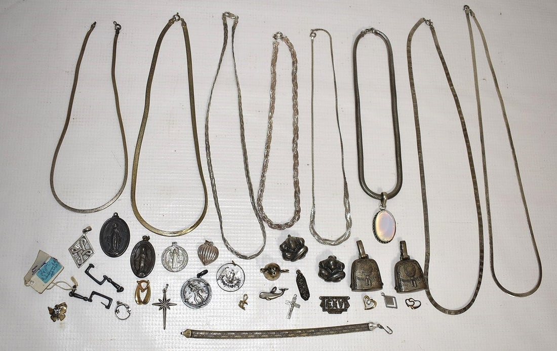LOT ASSORTED STERLING ESTATE FINDINGS, 20TH C. (1 of 7)