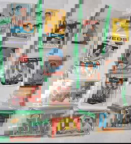 LOT ASSORTED VARIOUS YEAR BASEBALL CARDS, C. 1950/60'S