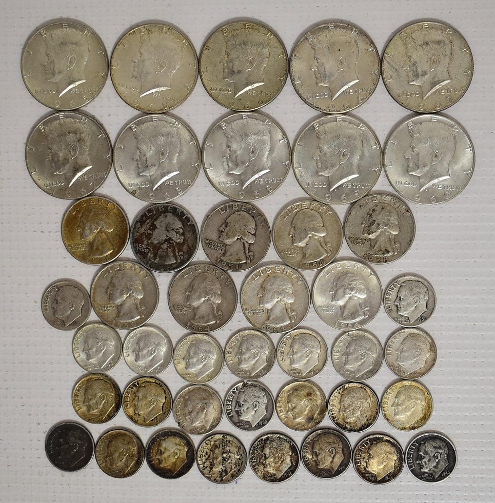 ASST US SILVER COINS INCL KENNEDY HALVES/QUARTERS/DIMES (1 of 13)