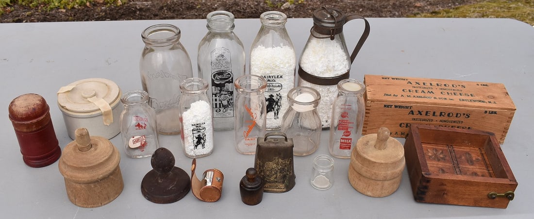 ASSORTED MILK BOTTLES W/BUTTER STAMPS: ASSORTED MILK BOTTLES W/BUTTER STAMPS