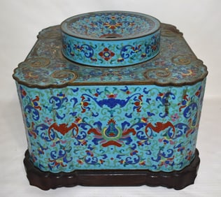 CHINESE CLOISONNE SCHOLARS CUSPIDOR, 18/19TH C.