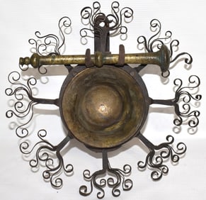 CONTINENTAL WROUGHT IRON/MORTAR & PESTLE W/WALL MOUNT