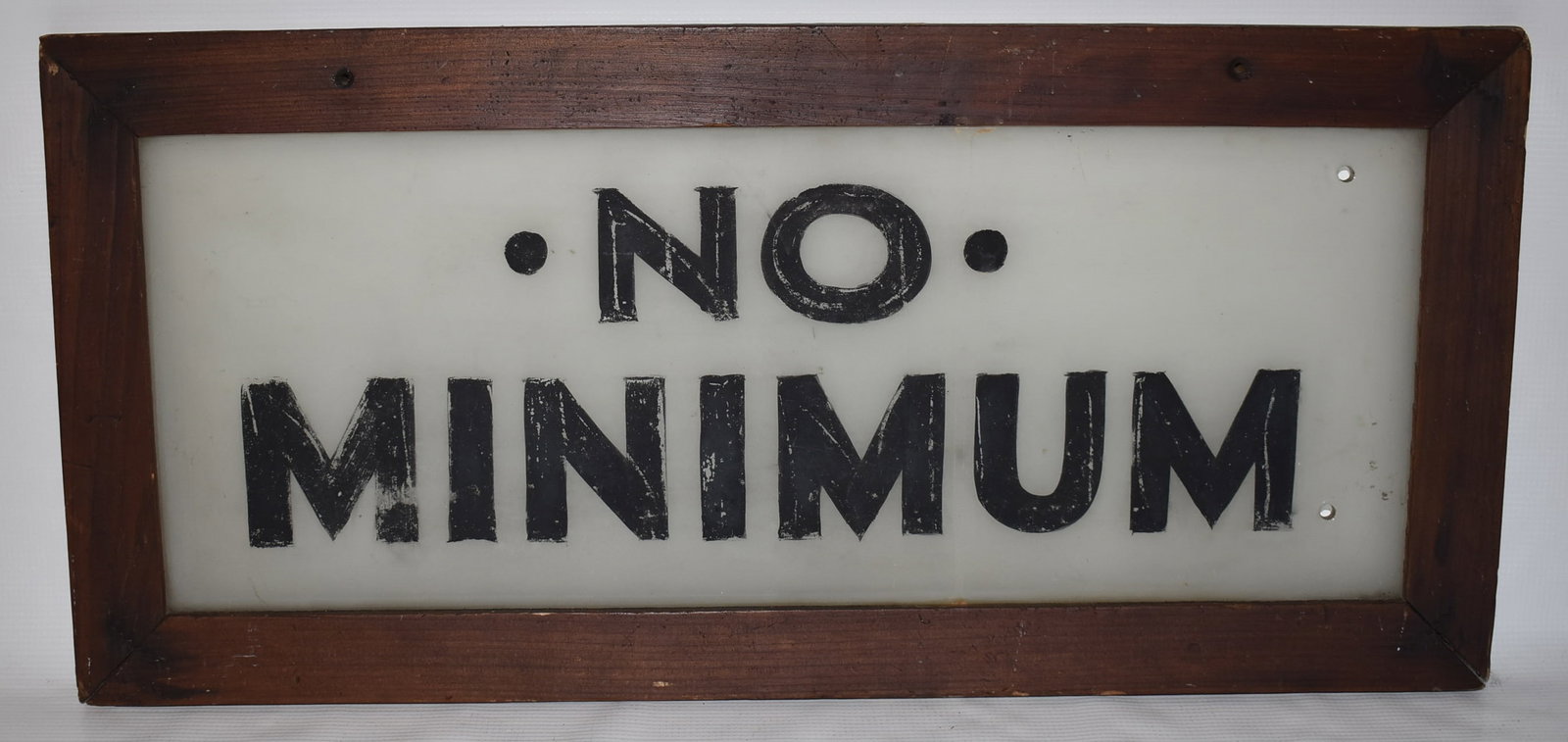 COUNTRY STORE "NO MINIMUM" GLASS SIGN, 12" X 26": COUNTRY STORE "NO MINIMUM" GLASS SIGN, 12" X 26"