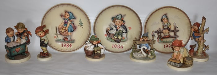 LOT (9) ASSORTED HUMMELS INCL. FULL BEE, C. 1950/90