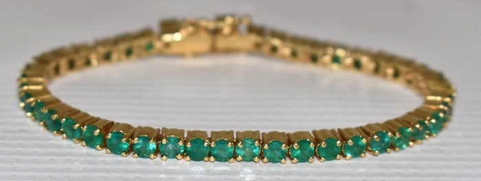 ART DECO 18KT YELLOW GOLD/COLUMBIAN EMERALD BRACELET